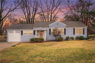 6717 W 79th Street, Overland Park, KS 66204