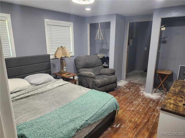 5211 S Court Avenue, Homosassa, FL 34448