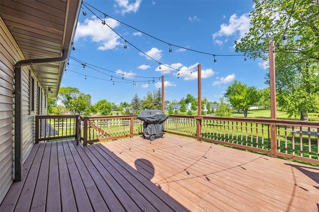 5808 Beverly Road SW, Cedar Rapids, IA 52404