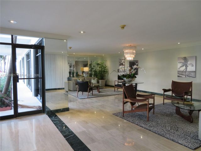 1408 Brickell Bay Dr 1002, Miami, FL 33131