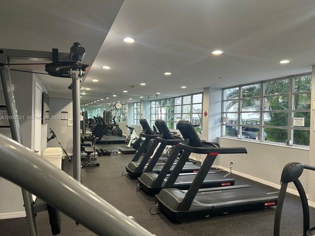 1408 Brickell Bay Dr 1002, Miami, FL 33131