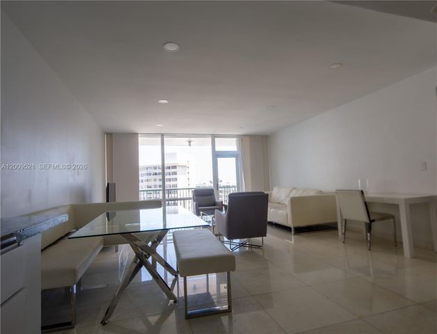 1408 Brickell Bay Dr 1002, Miami, FL 33131