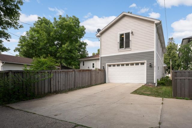 5117 Chowen Avenue S, Minneapolis, MN 55410