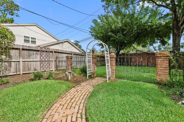 14302 Apple Tree Road, Houston, TX 77079
