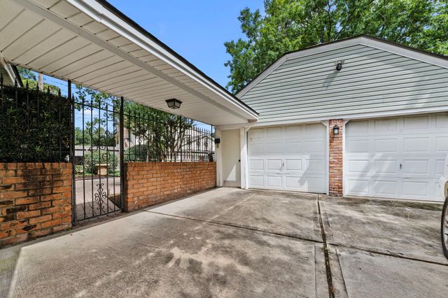 14302 Apple Tree Road, Houston, TX 77079