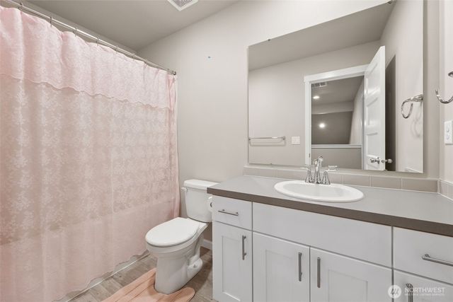 14380 98th Way SE, Yelm, WA 98597