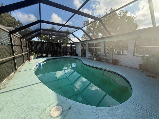 2402 9TH STREET E, Bradenton, FL 34208