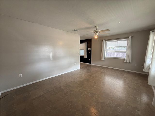 2402 9TH STREET E, Bradenton, FL 34208
