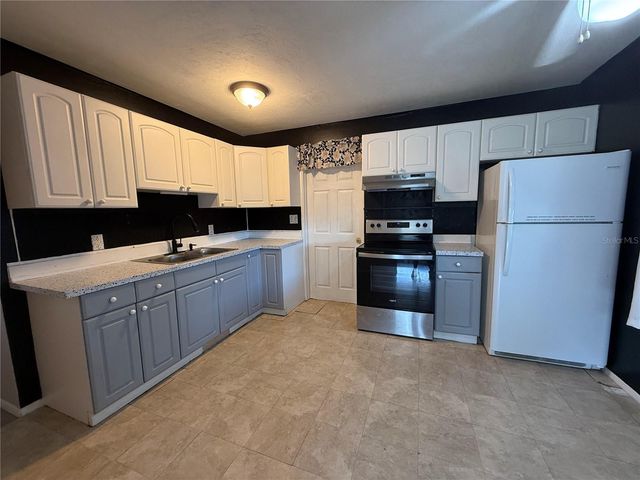 2402 9TH STREET E, Bradenton, FL 34208