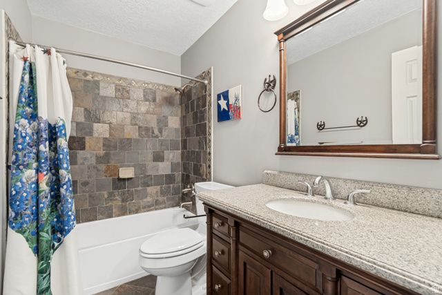 316 E PAVILION CIR, Saratoga Springs, UT 84045