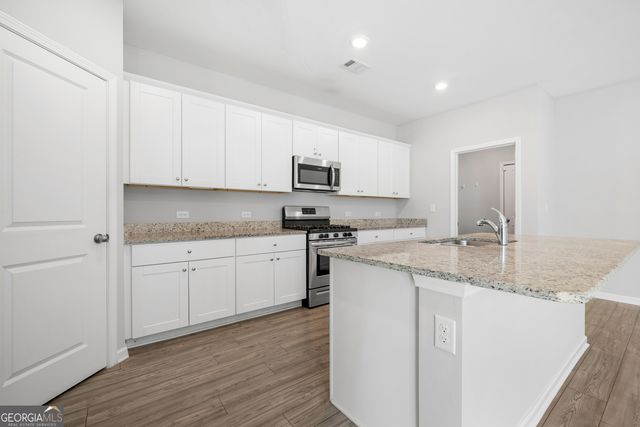 4646 Waxwing Street, Hoschton, GA 30548