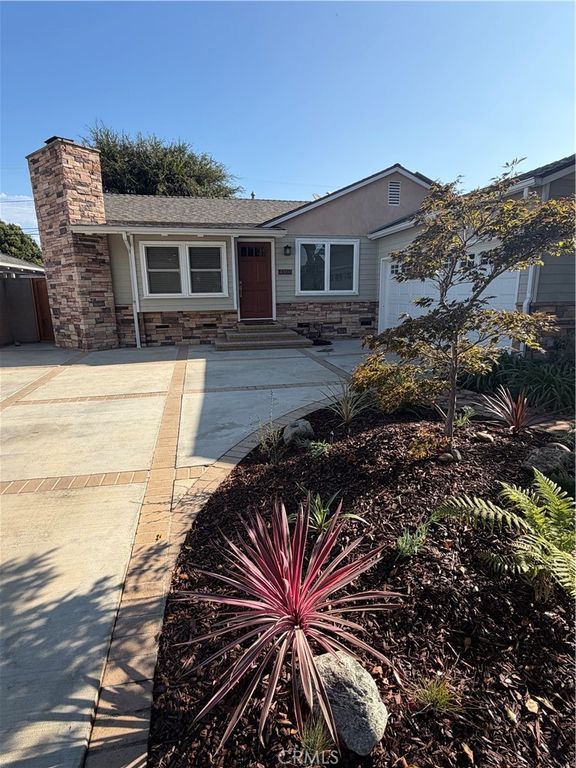 4360 Le Bourget, Culver City, CA 90232