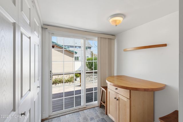 37 E Lakewood Avenue, Ocean Gate, NJ 08740