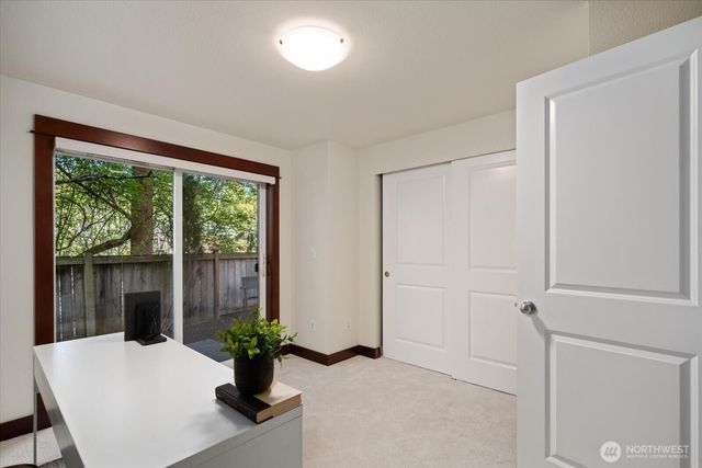 2205 NE 92nd Street, Seattle, WA 98115