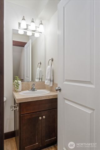 2205 NE 92nd Street, Seattle, WA 98115