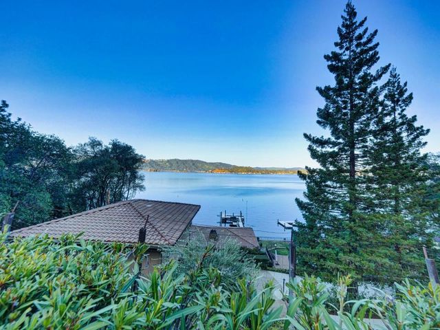 3223 S Lake Drive, Kelseyville, CA 95451