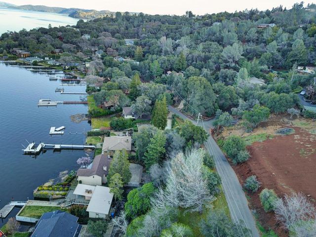 3223 S Lake Drive, Kelseyville, CA 95451