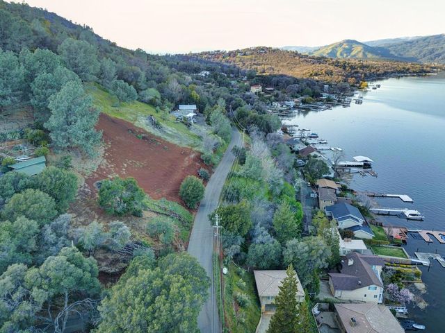 3223 S Lake Drive, Kelseyville, CA 95451