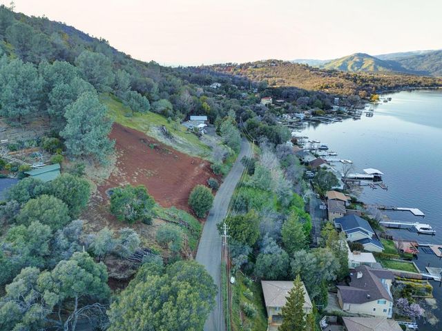 3223 S Lake Drive, Kelseyville, CA 95451