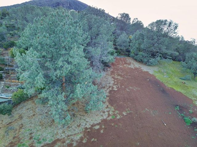 3223 S Lake Drive, Kelseyville, CA 95451