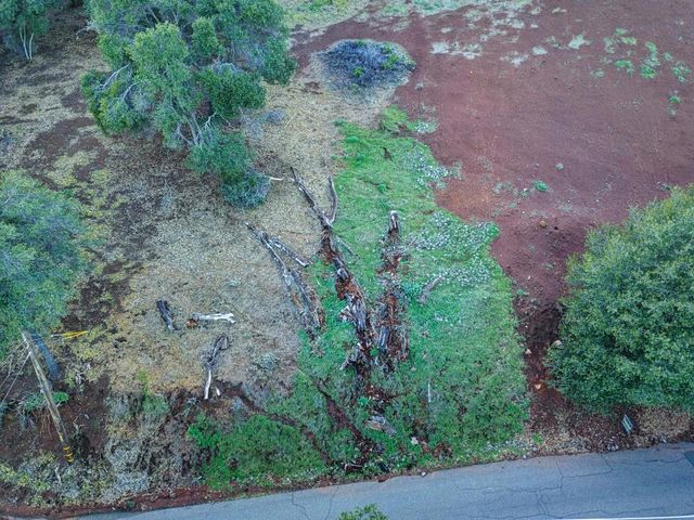 3223 S Lake Drive, Kelseyville, CA 95451