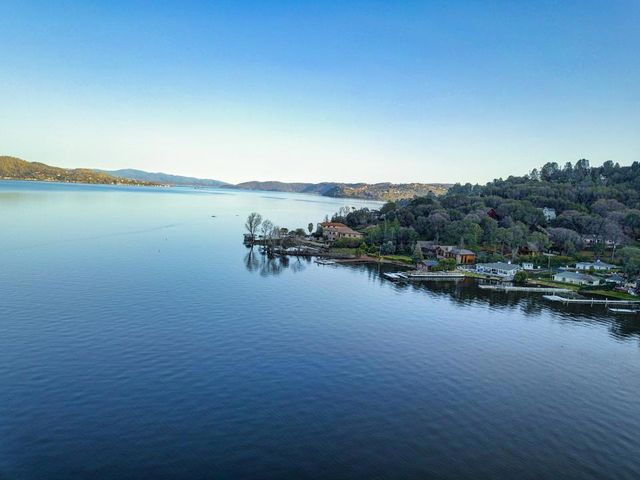 3223 S Lake Drive, Kelseyville, CA 95451