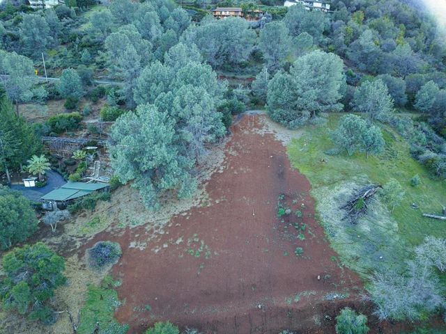 3223 S Lake Drive, Kelseyville, CA 95451