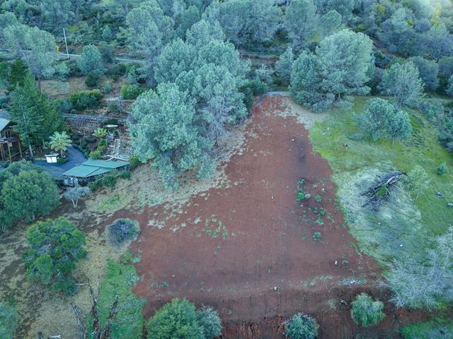 3223 S Lake Drive, Kelseyville, CA 95451