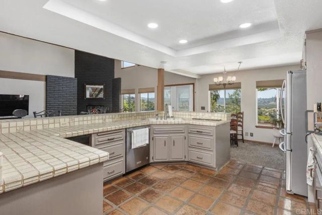 40461 Rock Mountain Drive, Fallbrook, CA 92028