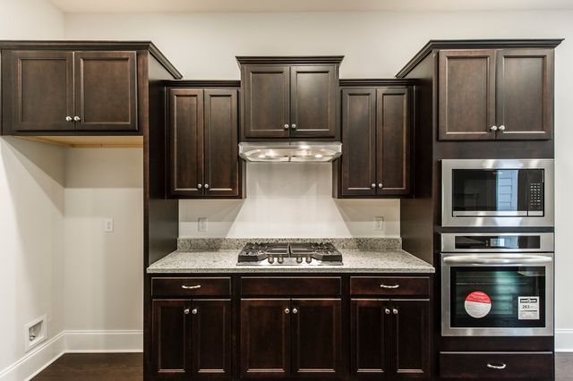205 Sydney Dr, Goodlettsville, TN 37072