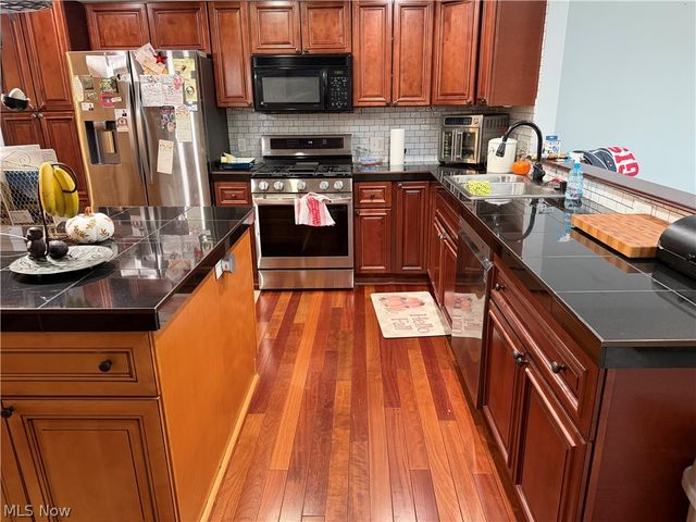 2213 Oak Avenue SE, Massillon, OH 44646