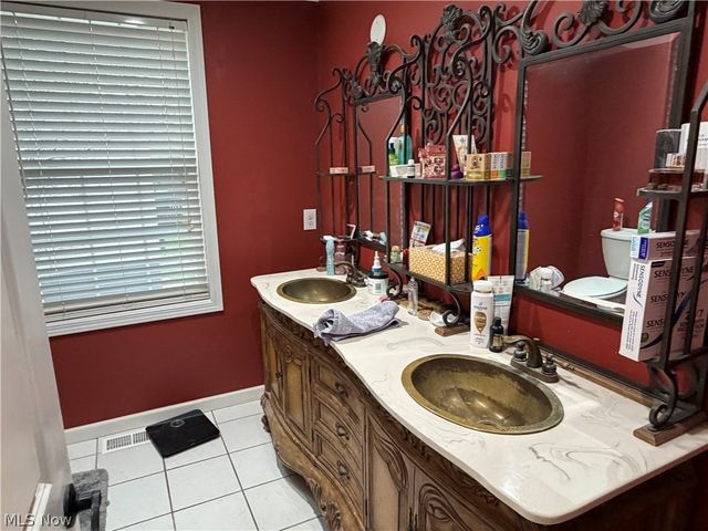 2213 Oak Avenue SE, Massillon, OH 44646