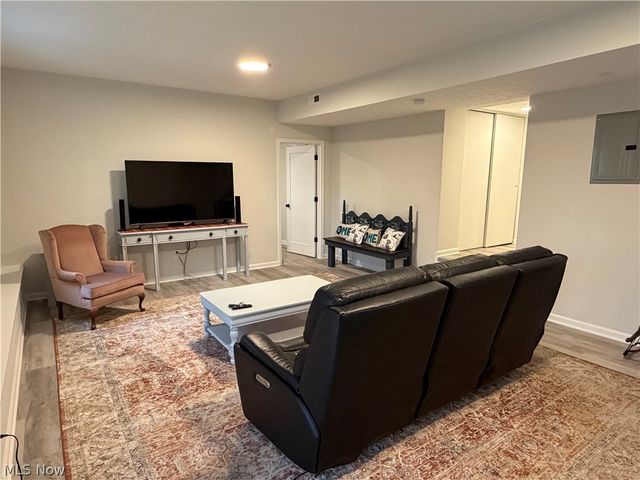 2213 Oak Avenue SE, Massillon, OH 44646