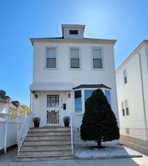 1911 Haight Avenue, Bronx, NY 10461