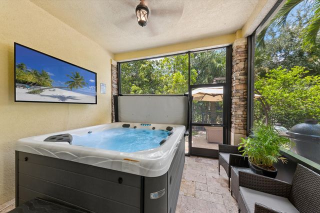 15672 ITALIAN CYPRESS Way, Wellington, FL 33414