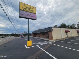 1003 East Jackson Boulevard, 1, Jonesborough, TN 37659