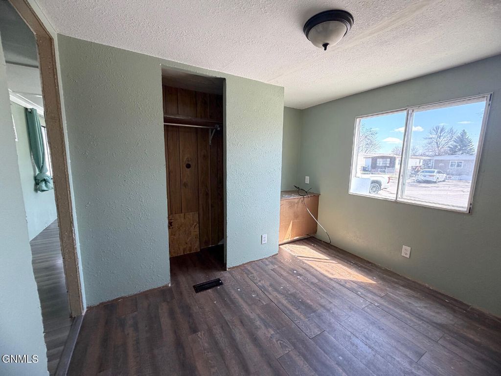 130 Northland, Jamestown, ND 58401 photo 6