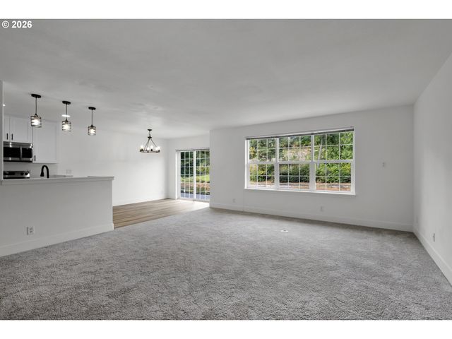 9 WATERFORD DOWNS, Florence, OR 97439