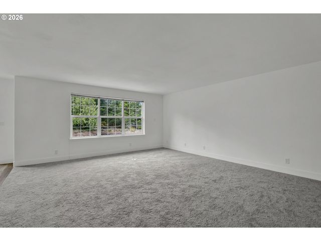 9 WATERFORD DOWNS, Florence, OR 97439