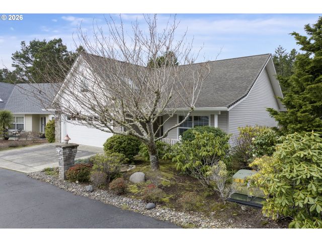 9 WATERFORD DOWNS, Florence, OR 97439