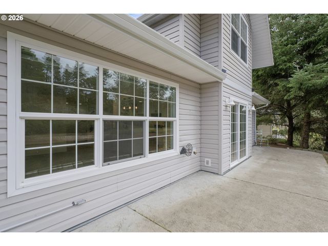 9 WATERFORD DOWNS, Florence, OR 97439