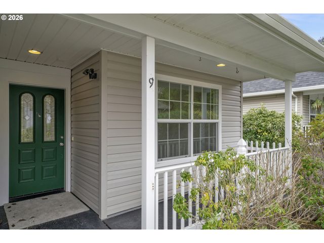 9 WATERFORD DOWNS, Florence, OR 97439