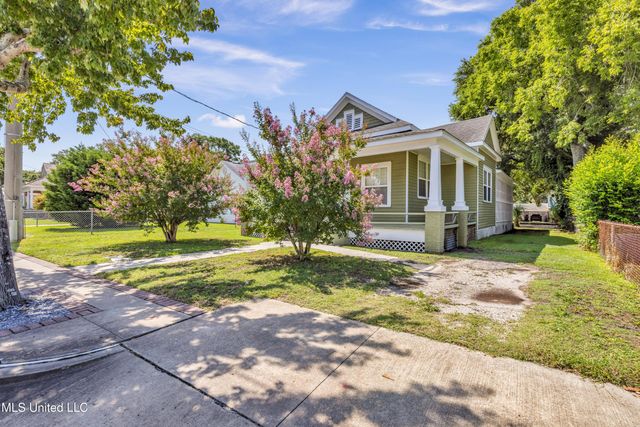 547 Howard Avenue, Biloxi, MS 39530