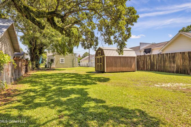 547 Howard Avenue, Biloxi, MS 39530