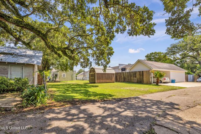 547 Howard Avenue, Biloxi, MS 39530