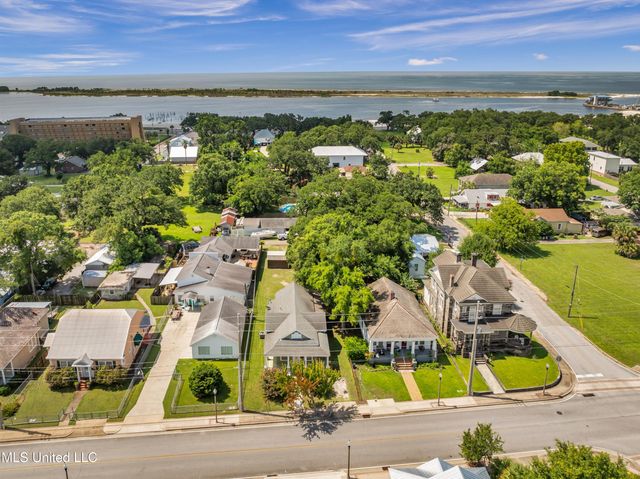 547 Howard Avenue, Biloxi, MS 39530