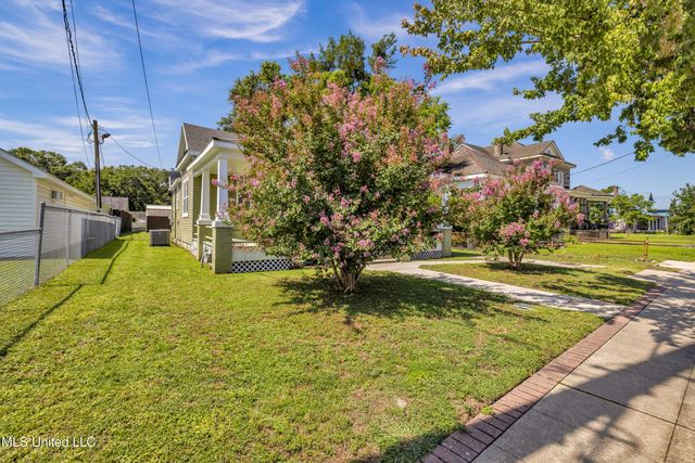 547 Howard Avenue, Biloxi, MS 39530