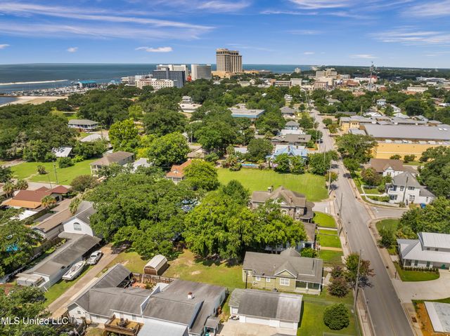 547 Howard Avenue, Biloxi, MS 39530