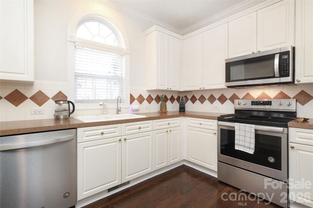 14841 Dunbeth Drive, Huntersville, NC 28078