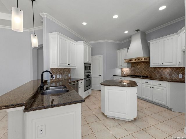 3 Kings Mill, San Antonio, TX 78257